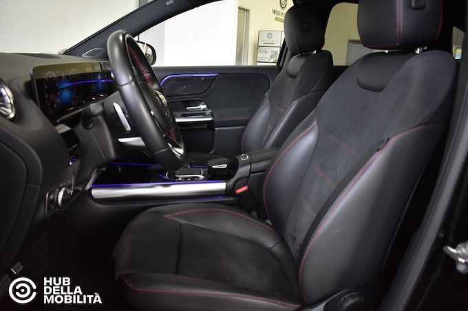 MERCEDES-BENZ GLA 200 d Automatic 4Matic Premium
